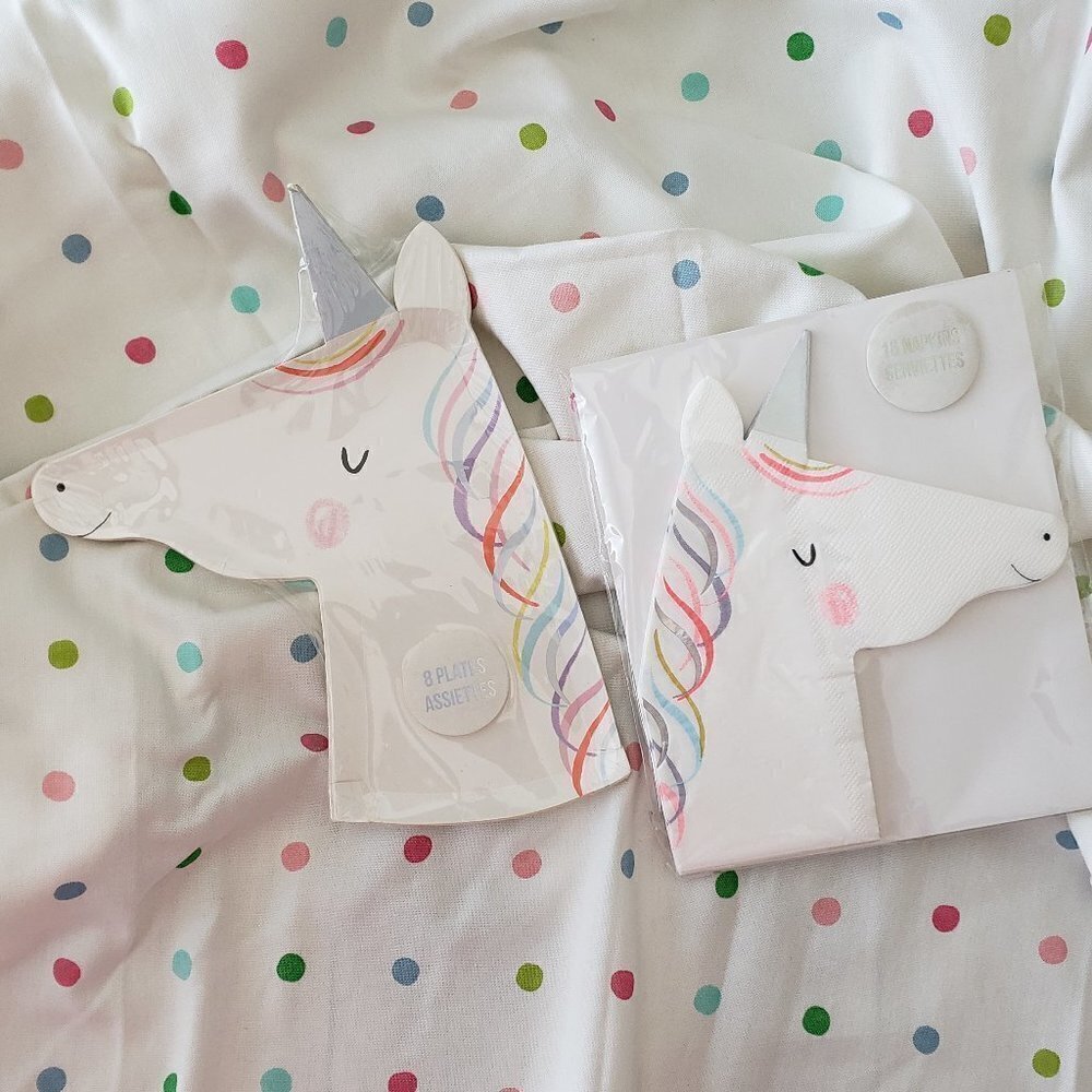 NWT - Meri Meri Unicorn Paper Plates (8) & Napkins (16)